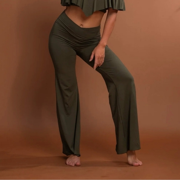 Royal Codes - Freya Pants - Picture 2 of 3